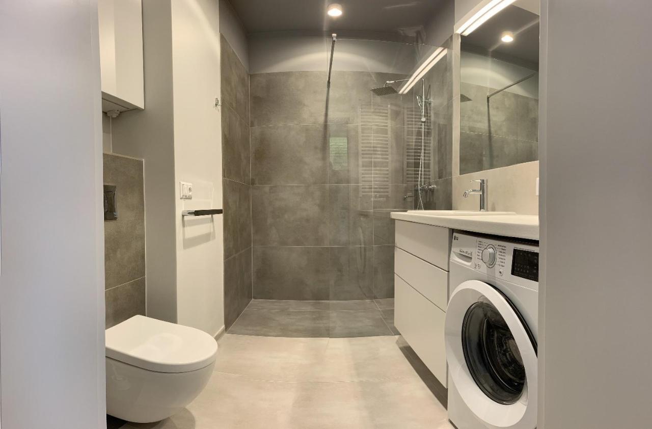Apartament Byka Познан Екстериор снимка